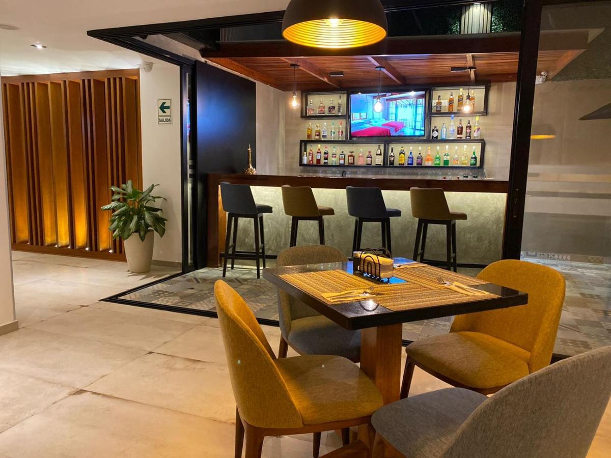 Hotel Grau Business 3*
